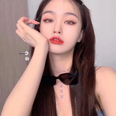 锦鲤降世，炮灰家人偷听我心声